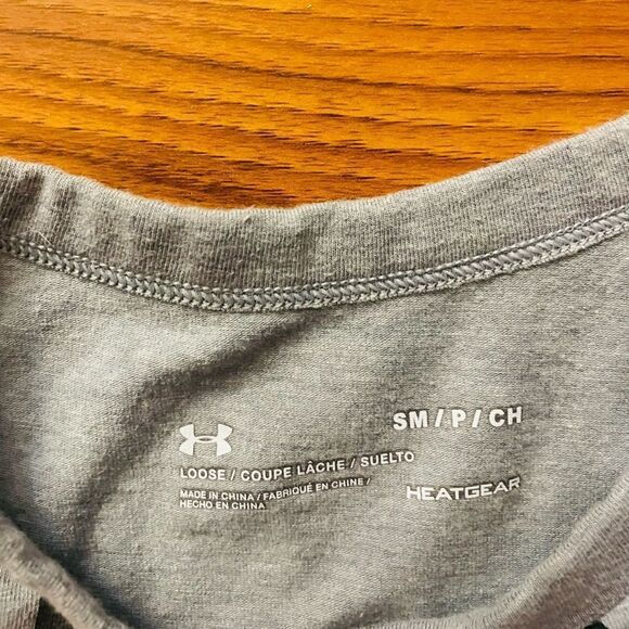 New Womens Under Armour Top - Picture 3 of 3